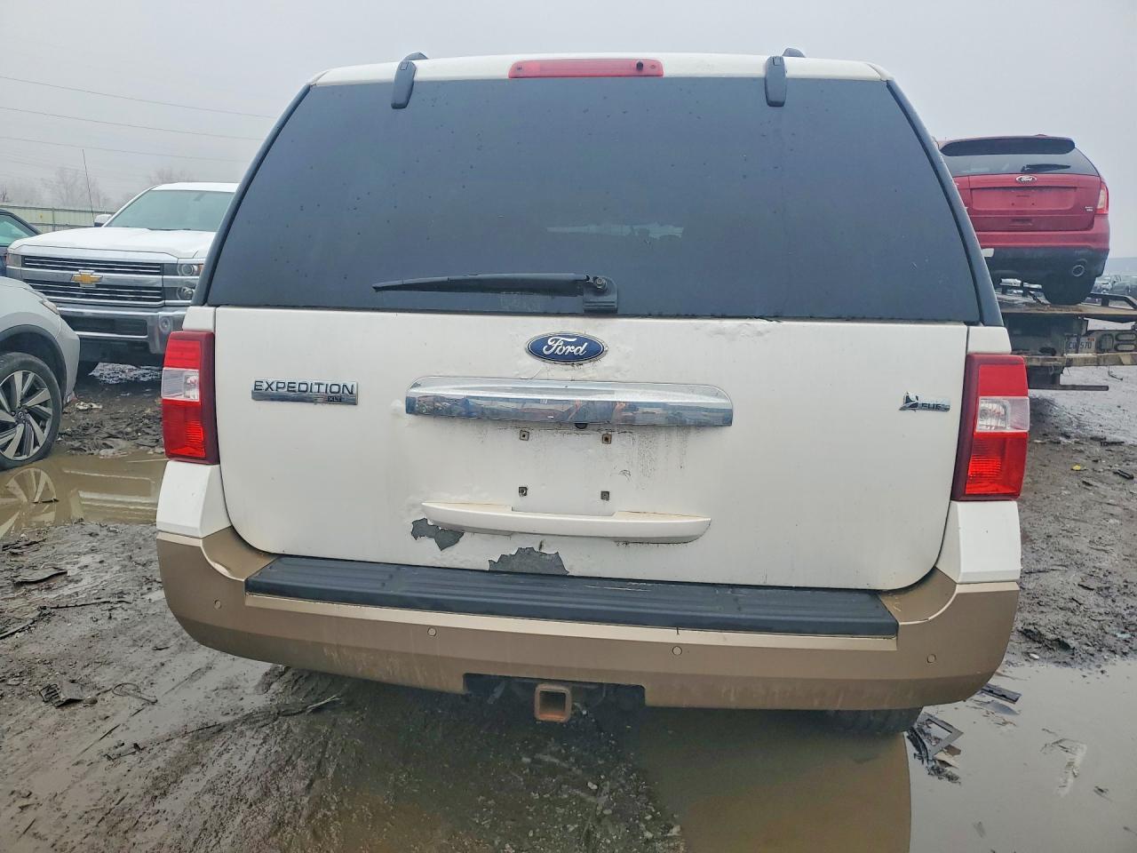 2011 Ford Expedition Xlt - Фото 6