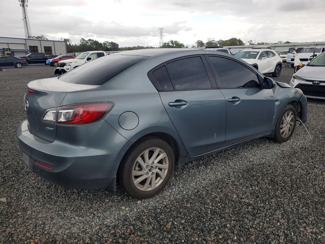 2013 Mazda 3 - Фото 3