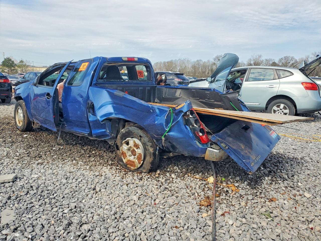 2006 Chevrolet Colorado - Image 2