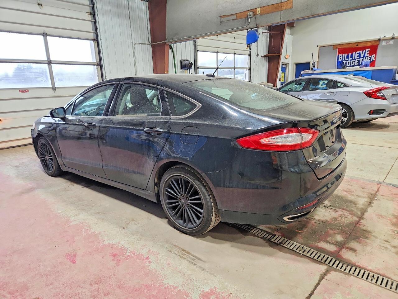 2016 Ford Fusion Se - Image 2
