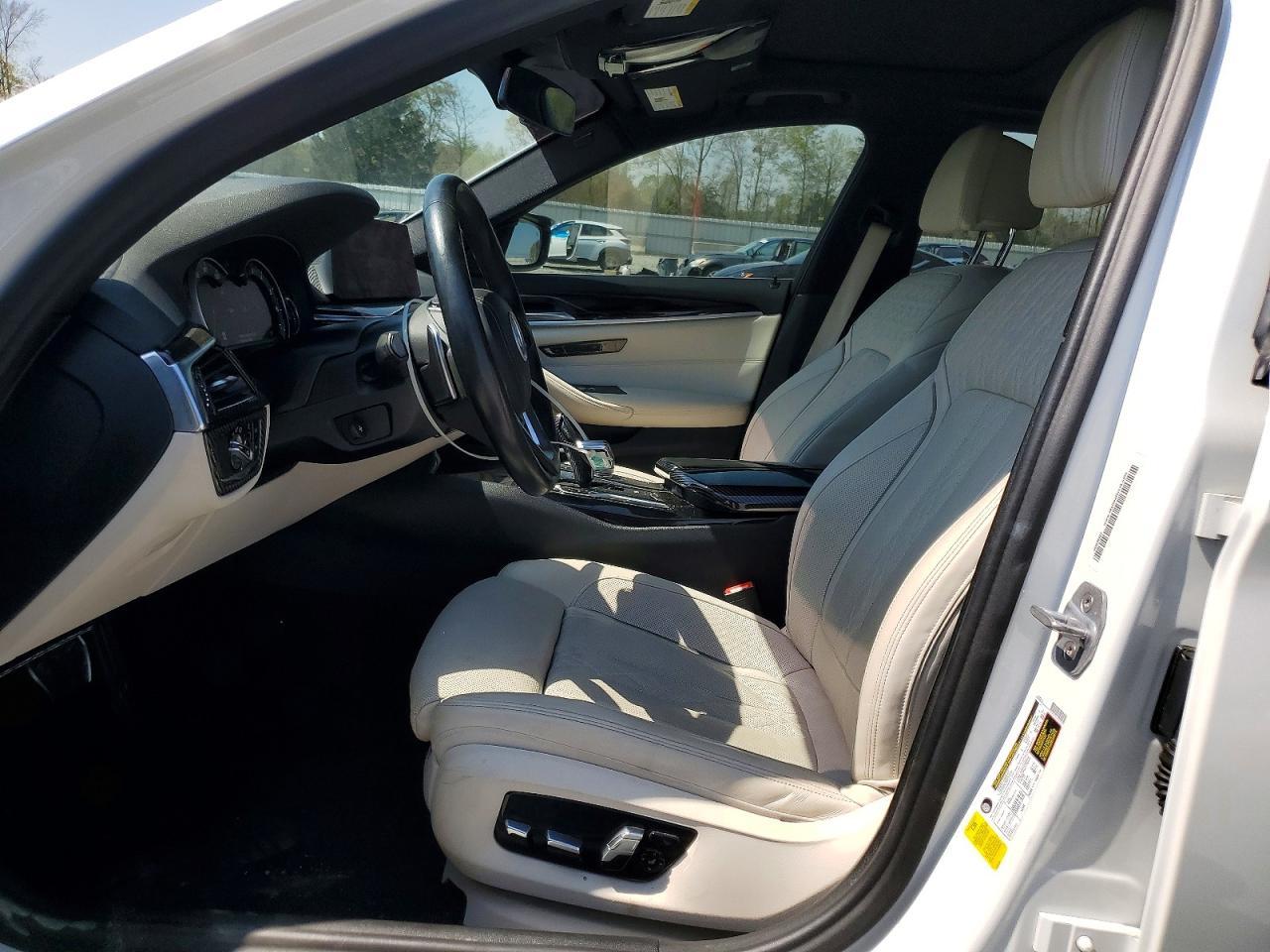 2019 BMW 530 I - Image 7