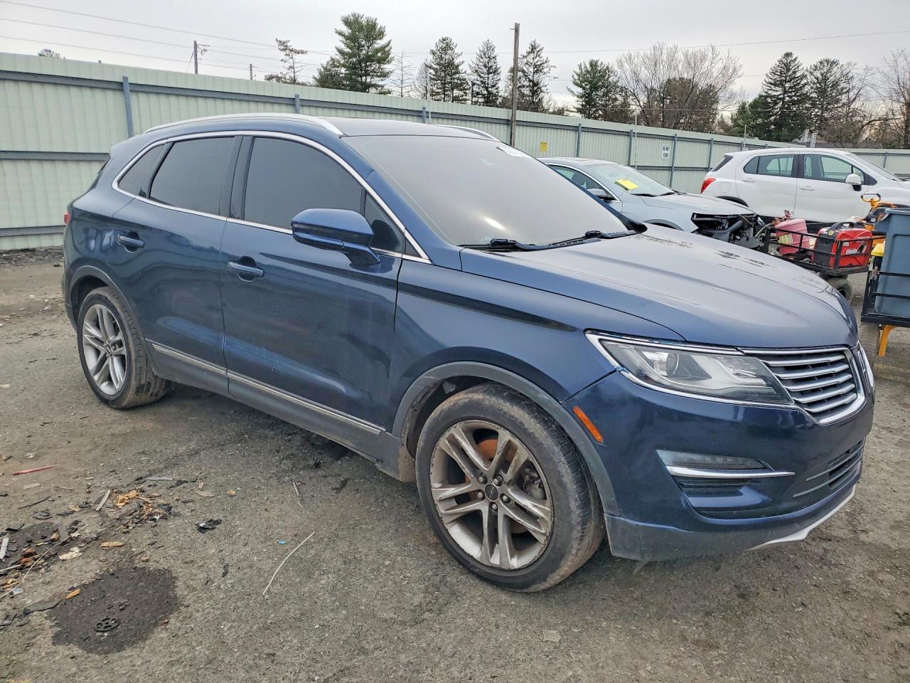 2017 Lincoln Mkc Reserve - Image 4