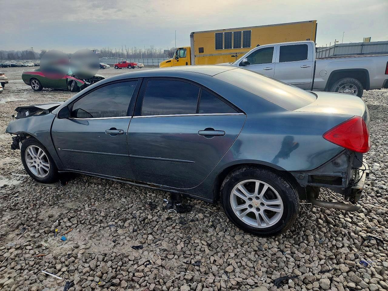 2006 Pontiac G6 - Image 2