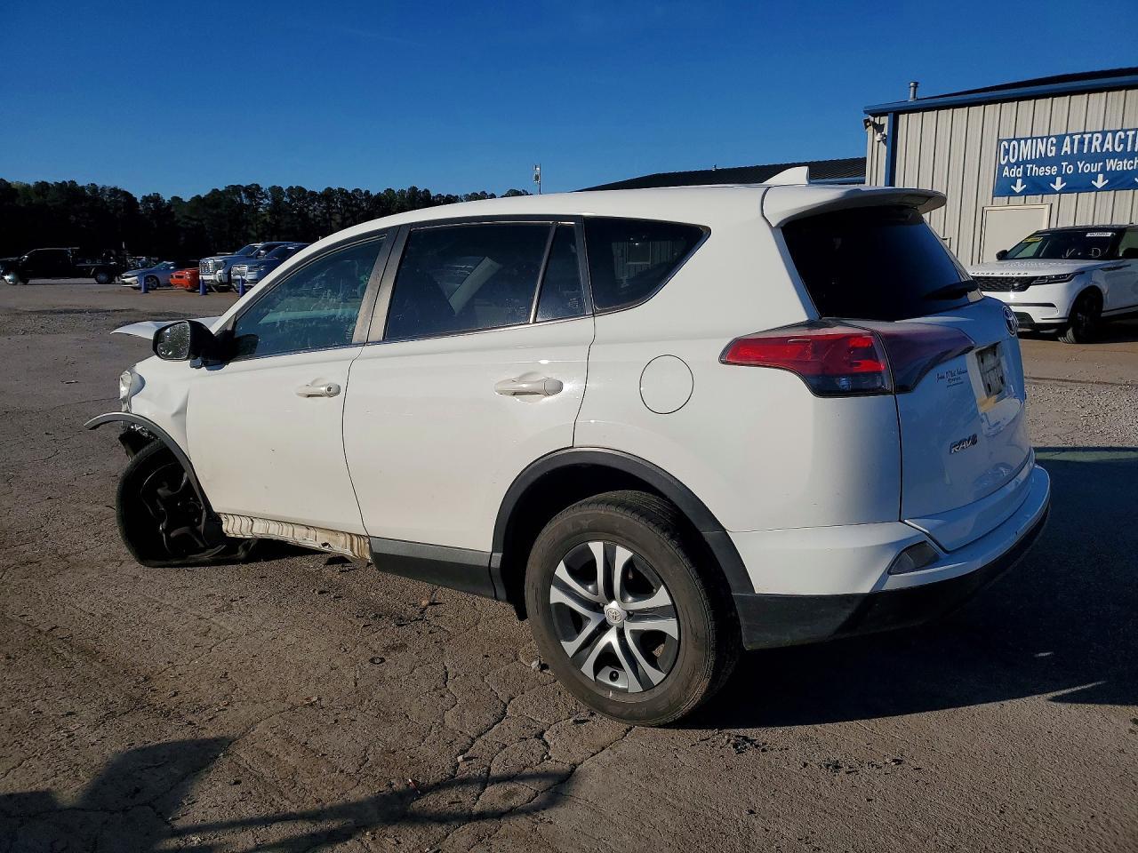 2017 Toyota Rav4 Le - Фото 2