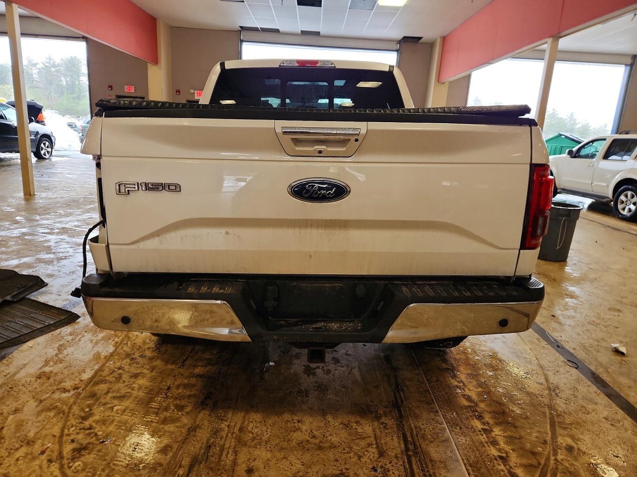 2017 Ford F150 Supercrew - Image 6
