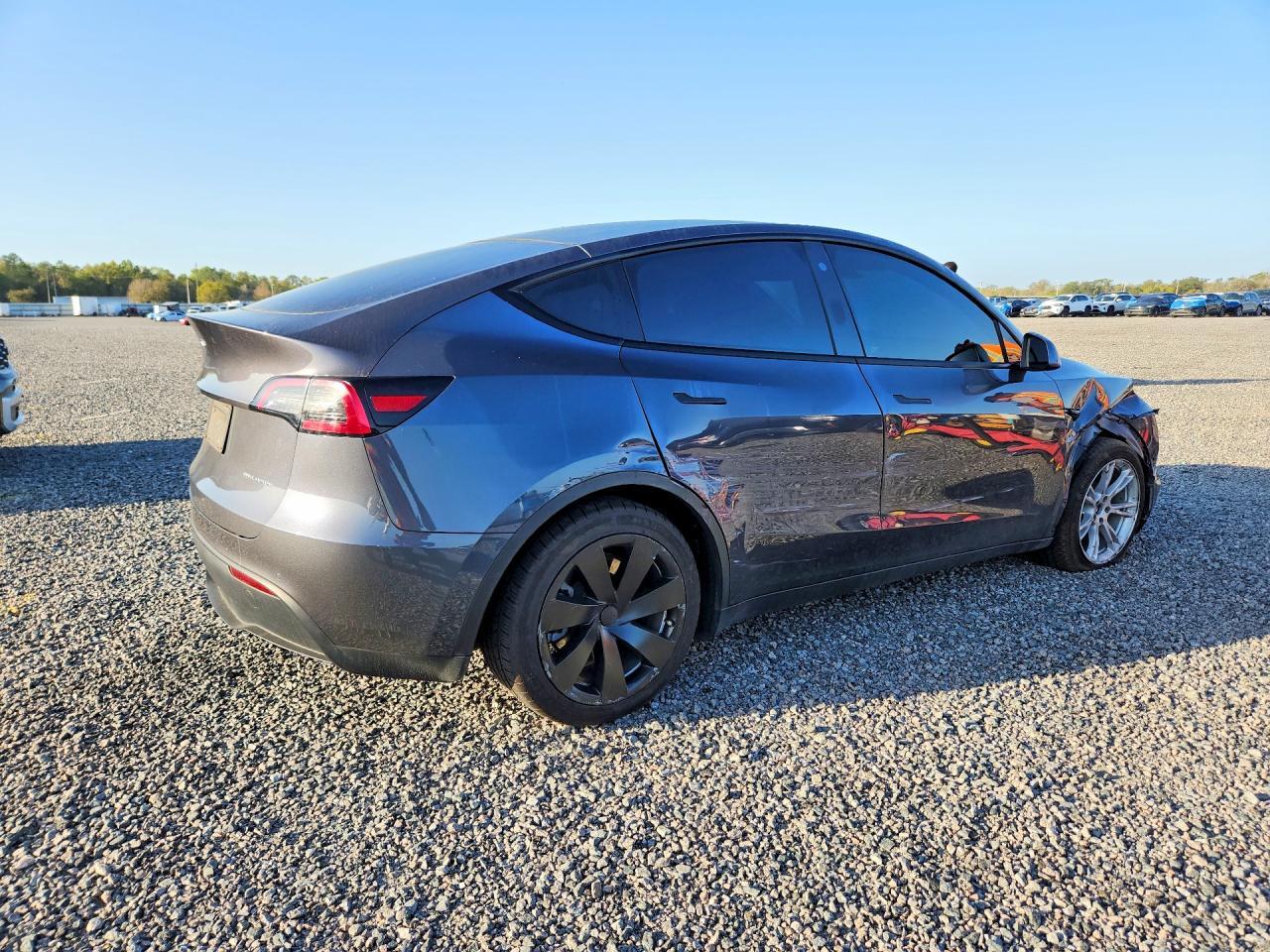 2021 Tesla Model Y - Image 3