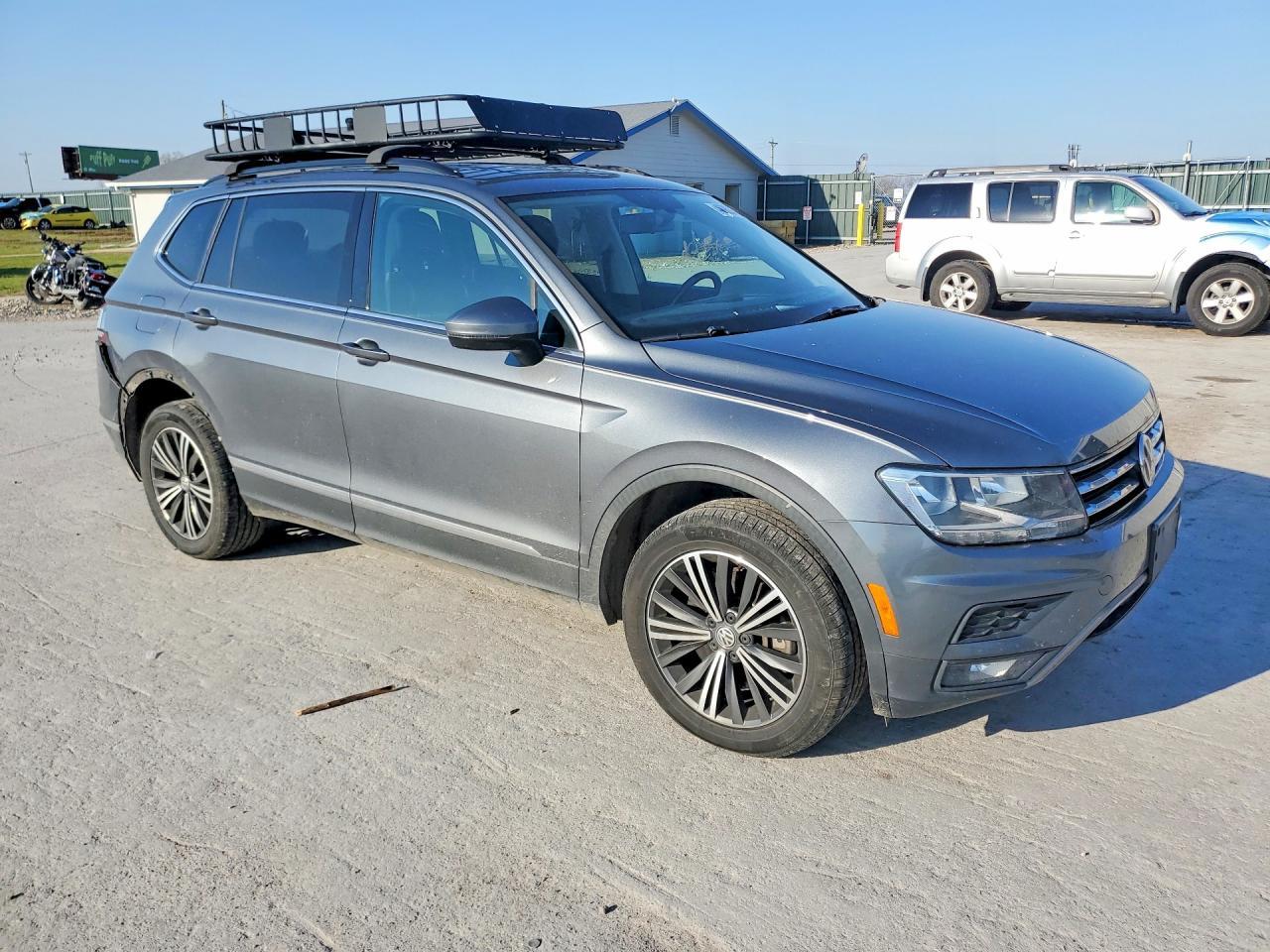 2018 Volkswagen Tiguan Se - Фото 4