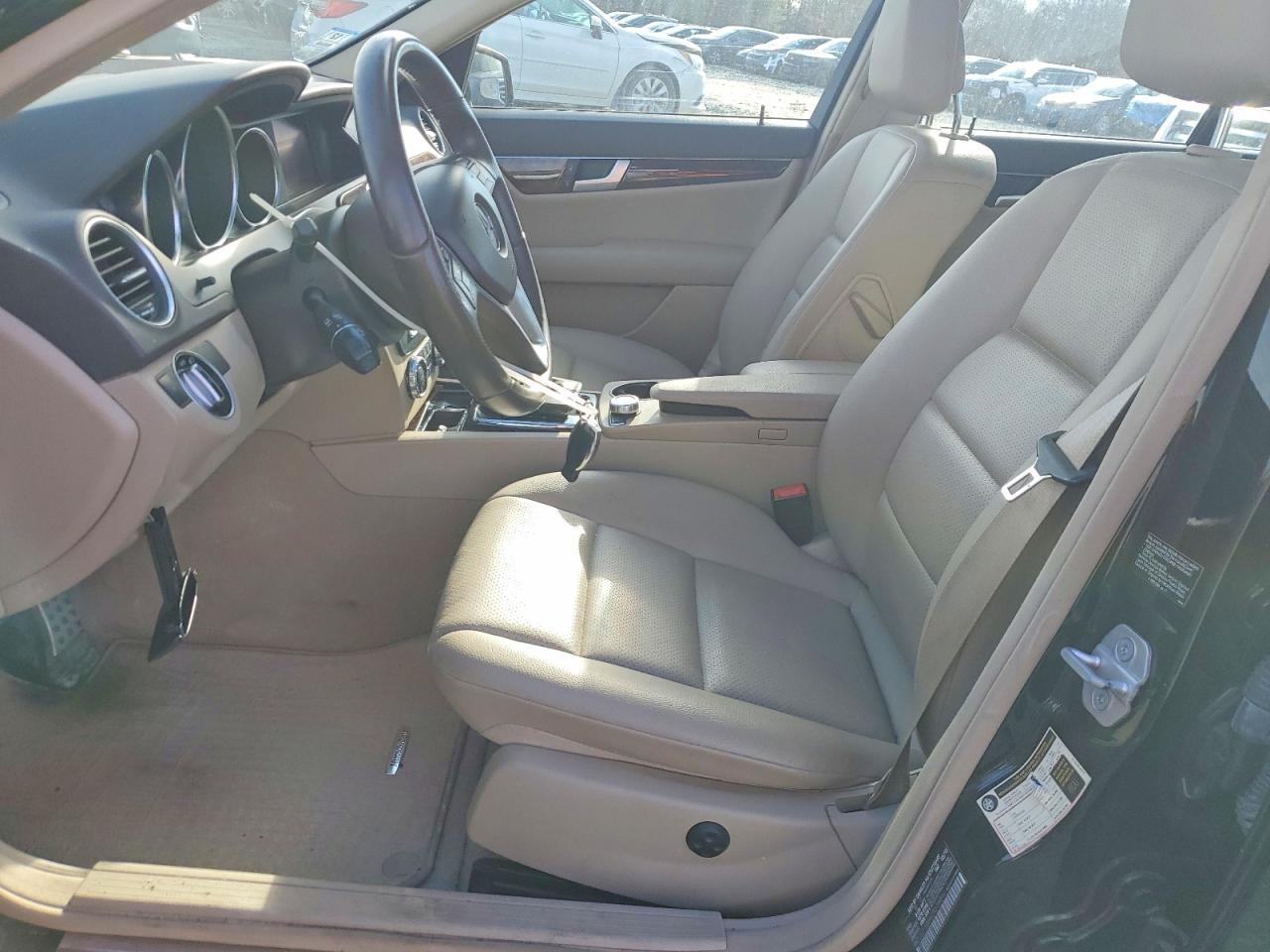 2012 Mercedes-Benz C 300 4Matic - Фото 7