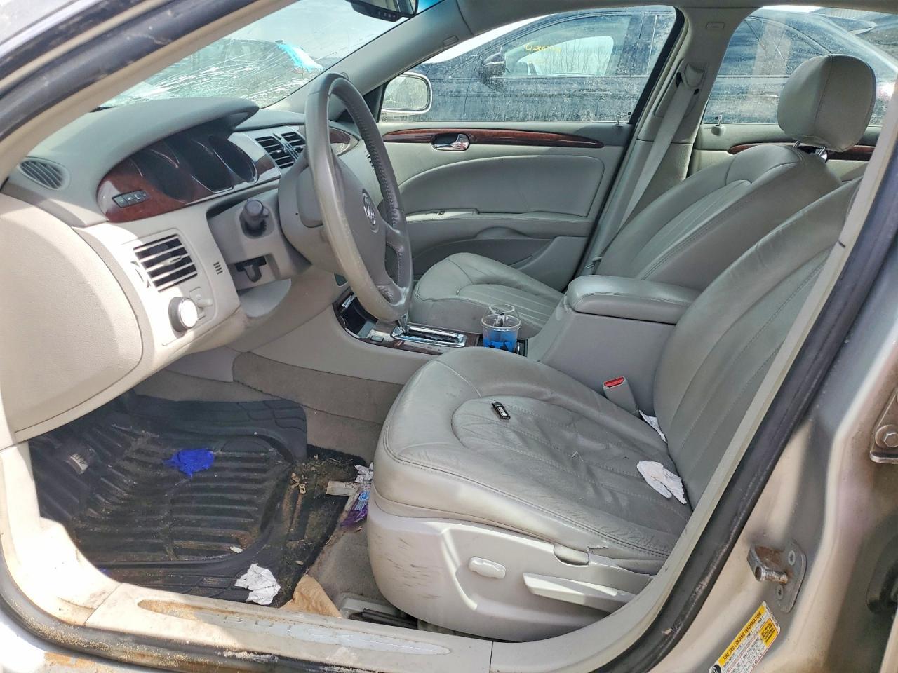 2008 Buick Lucerne Cxl - Image 7