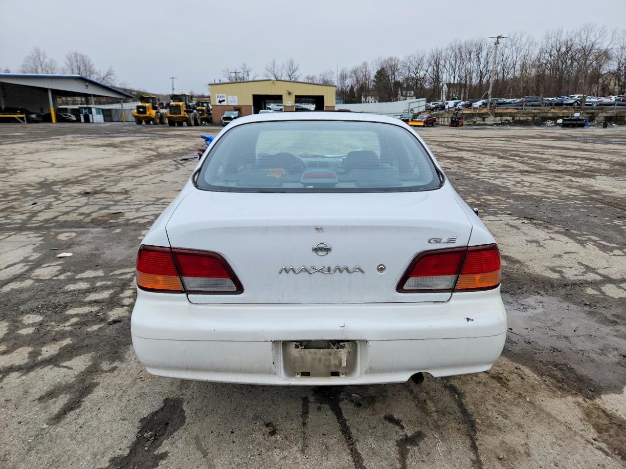 1998 Nissan Maxima Se - Image 6