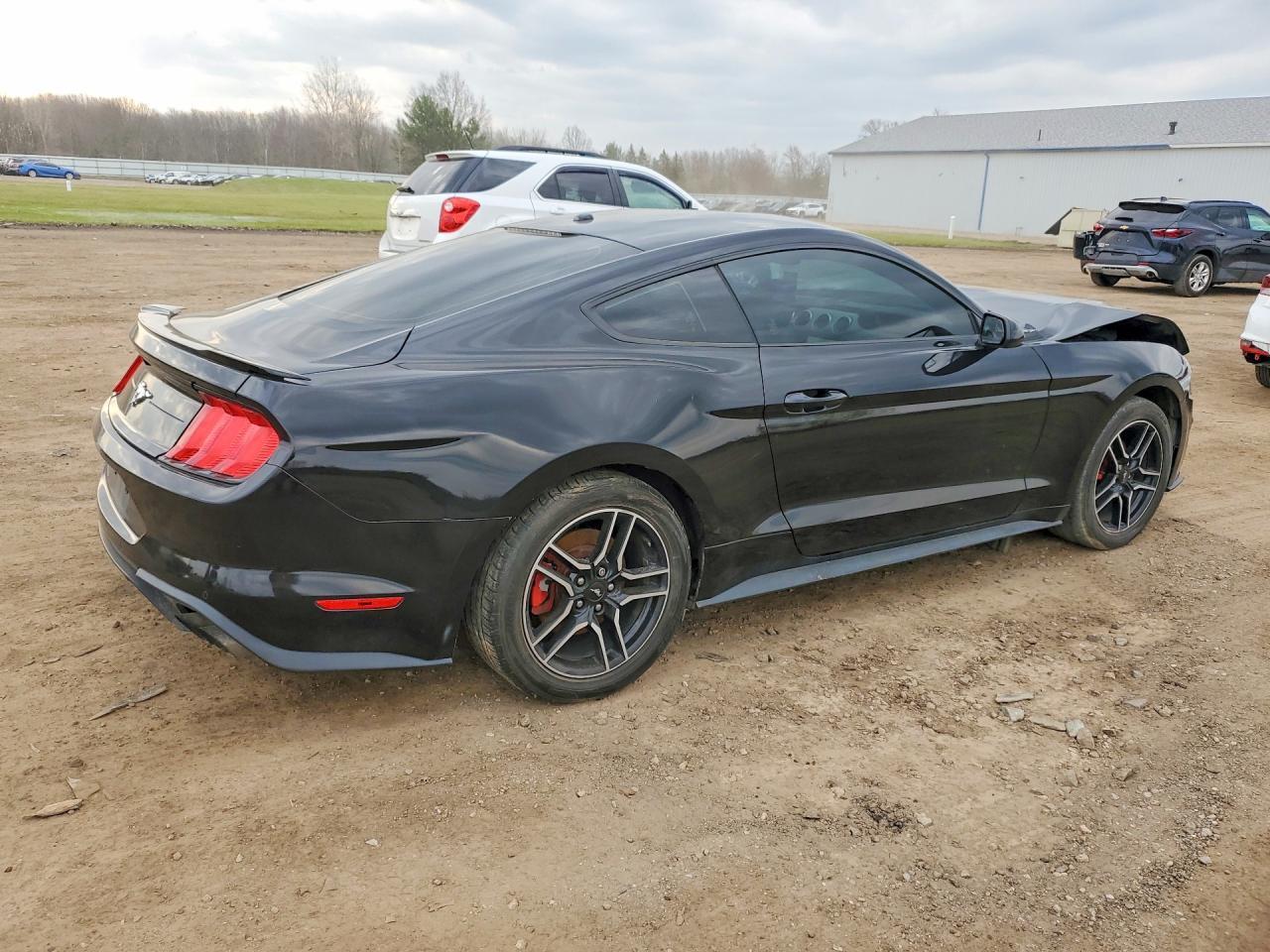 2019 Ford Mustang - Image 3