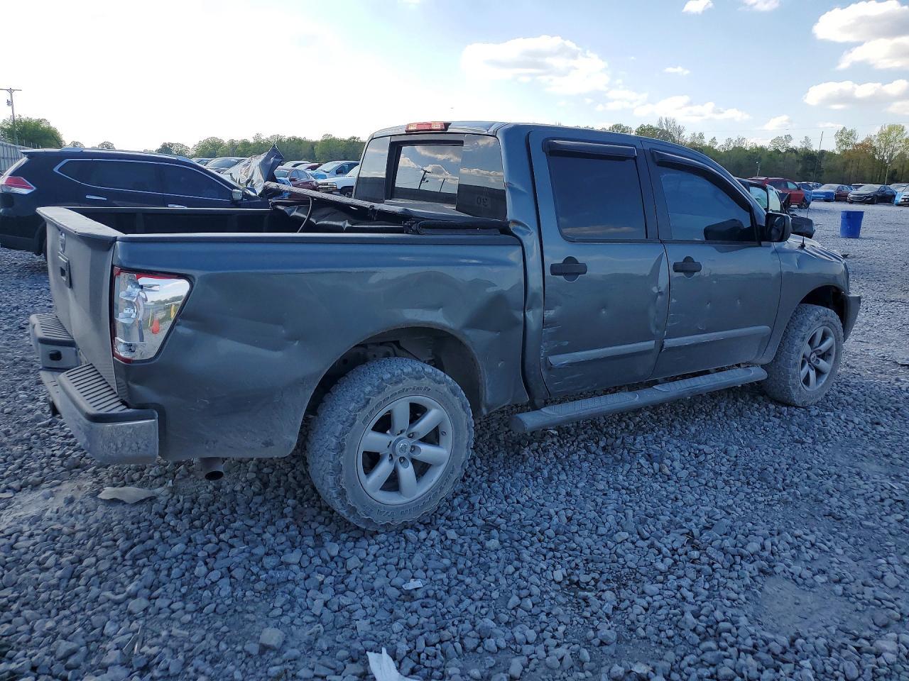 2015 Nissan Titan Sv - Фото 3