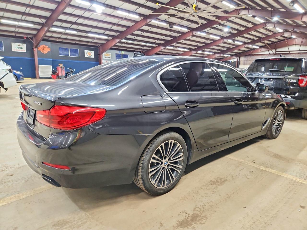 2020 BMW 540 I - Image 3