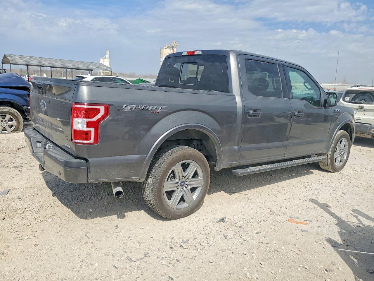 2018 Ford F150 Supercrew - Фото 3