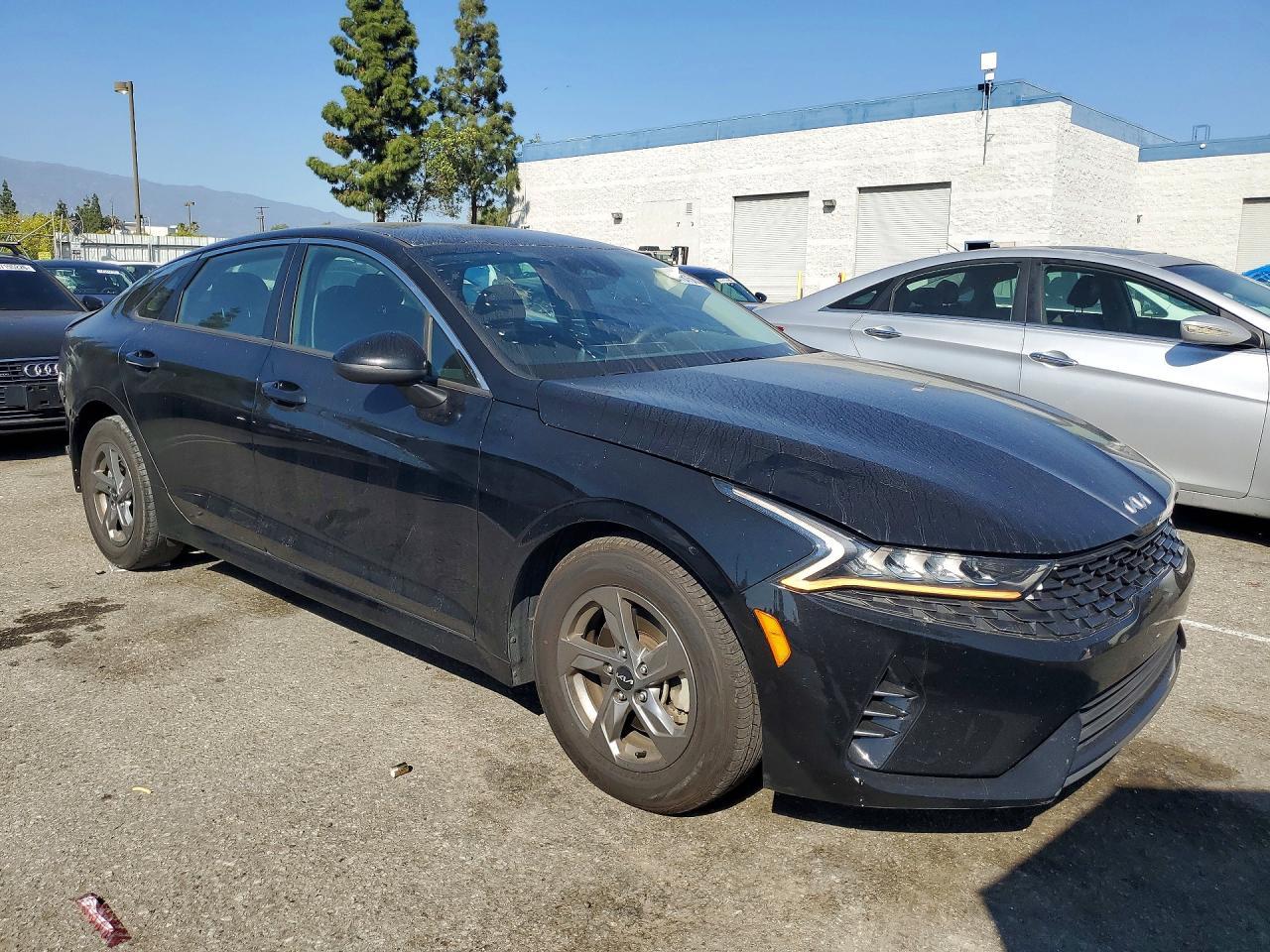 2023 Kia K5 Lxs - Фото 4