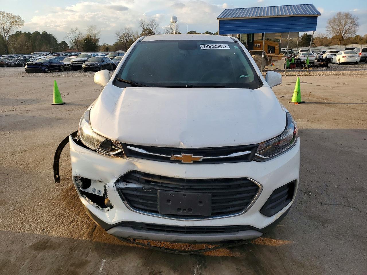2019 Chev Trax - Image 5