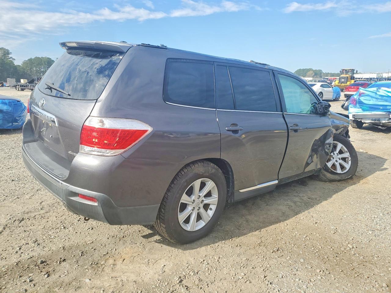 2011 Toyota Highlander Se - Фото 3