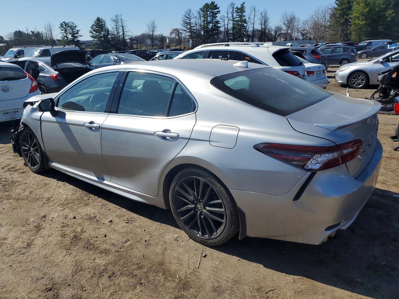 2024 Toyota Camry Hybrid Xse - Фото 2