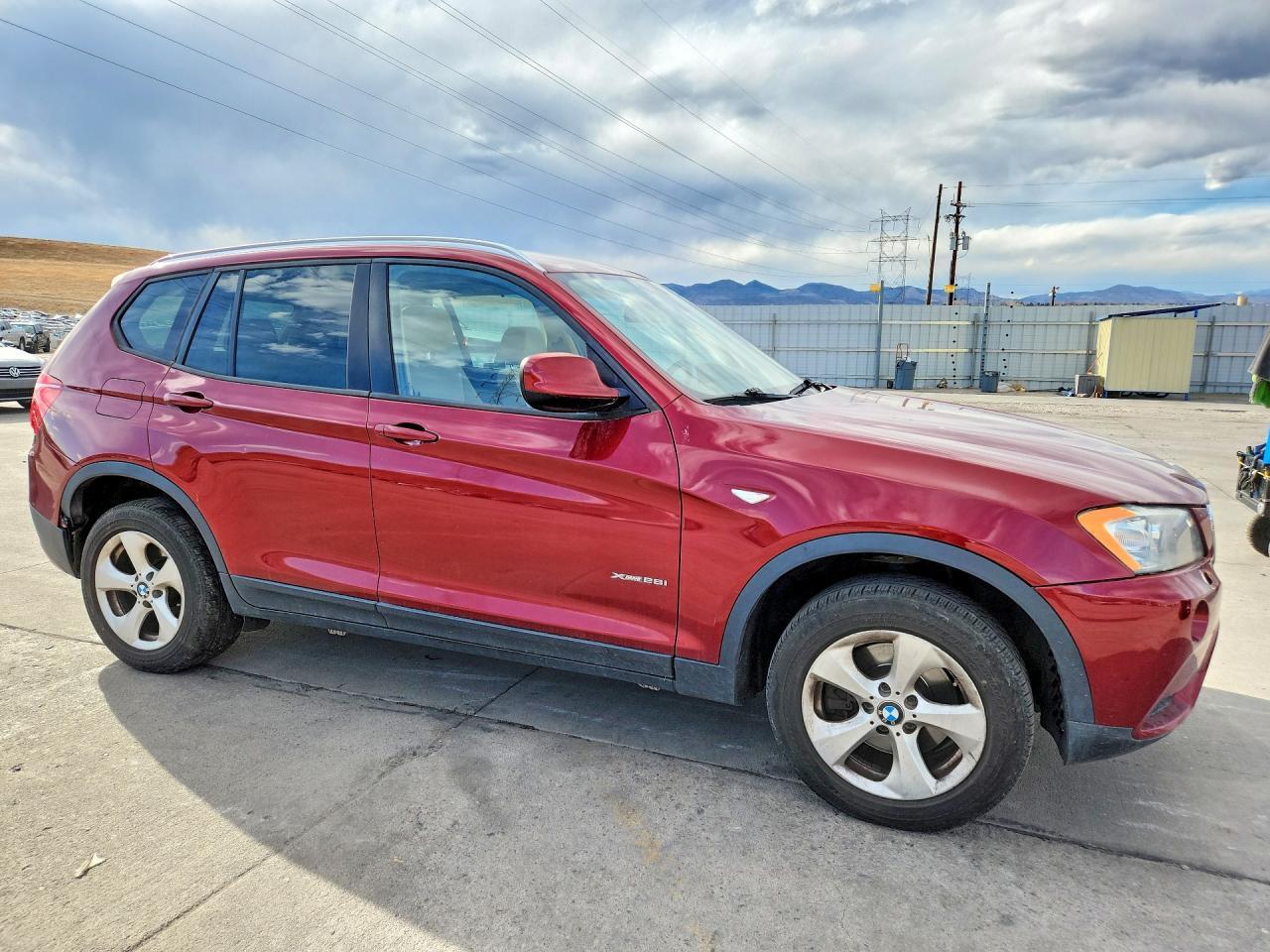 2011 BMW X3 xDrive28I - Фото 4