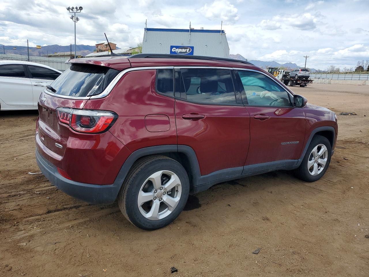 2020 Jeep Compass Latitude - Фото 3