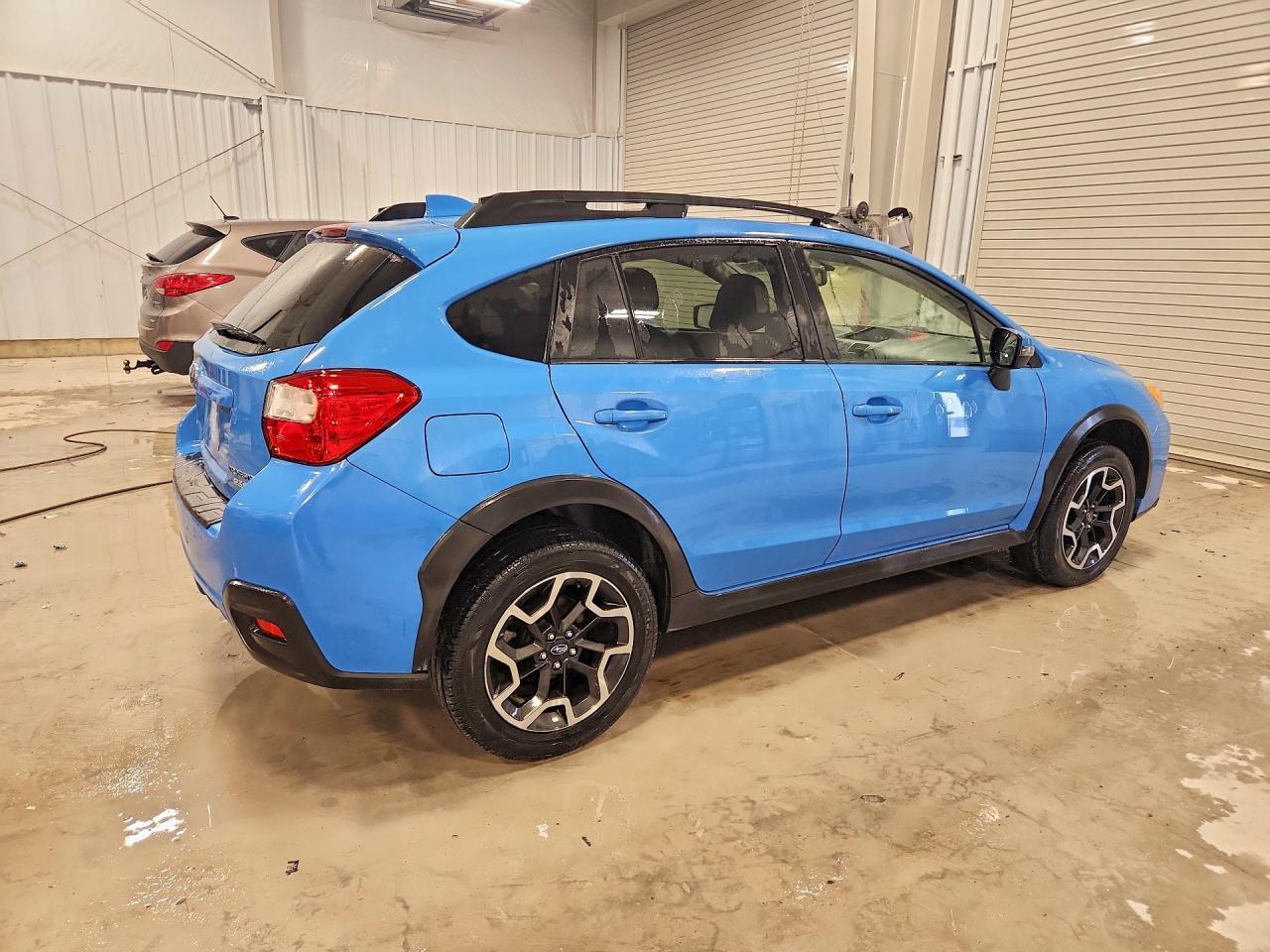2016 Subaru Crosstrek Limited - Image 3