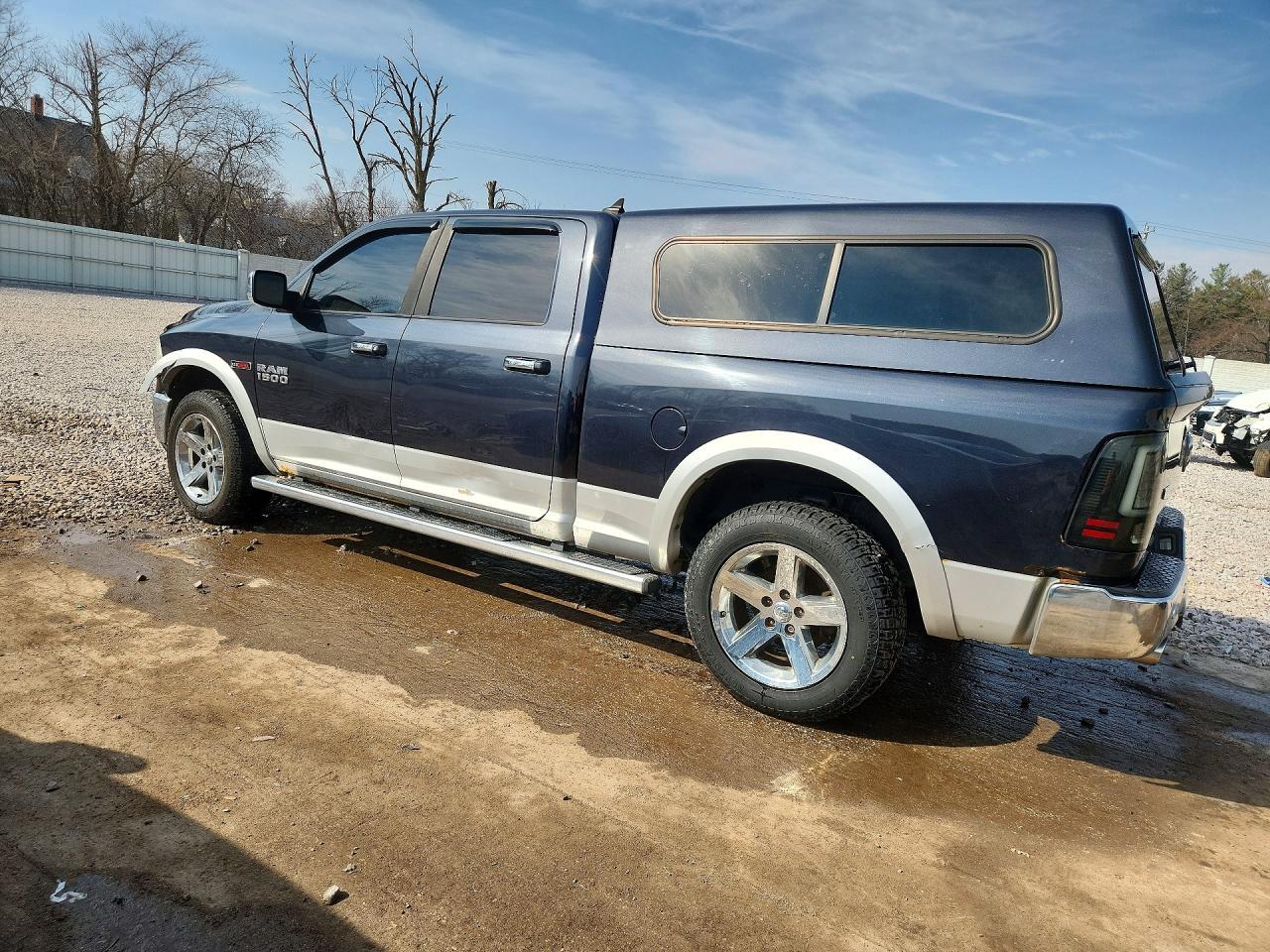 2015 Ram 1500 Laramie - Image 2