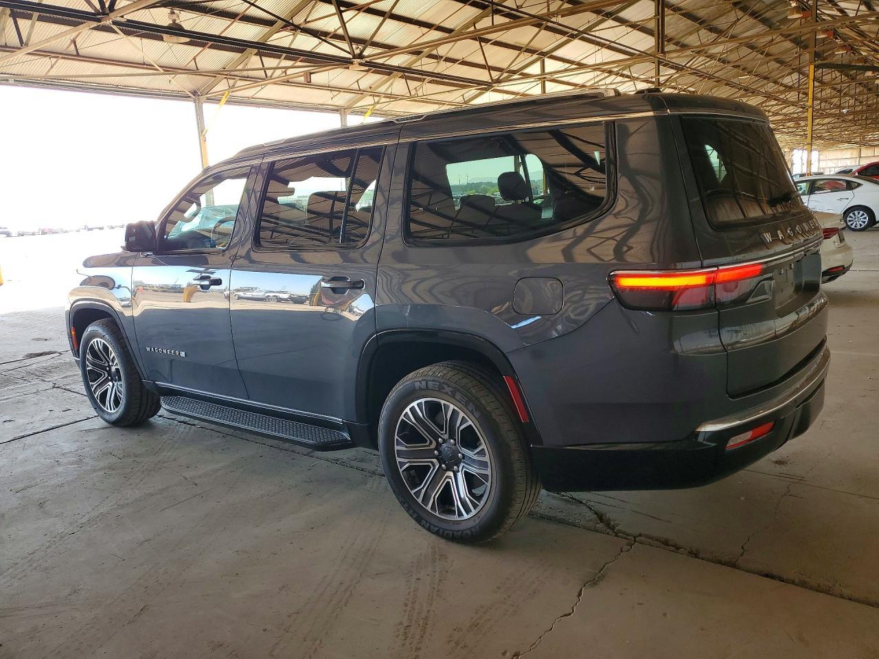 2024 Jeep Wagoneer Series Ii - Image 2