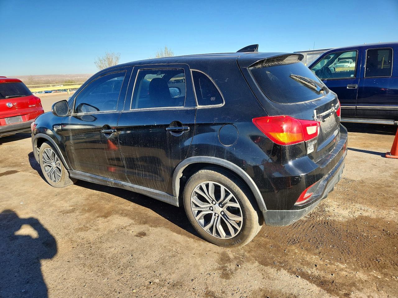 2018 Mitsubishi Outlander Sport Es - Фото 2