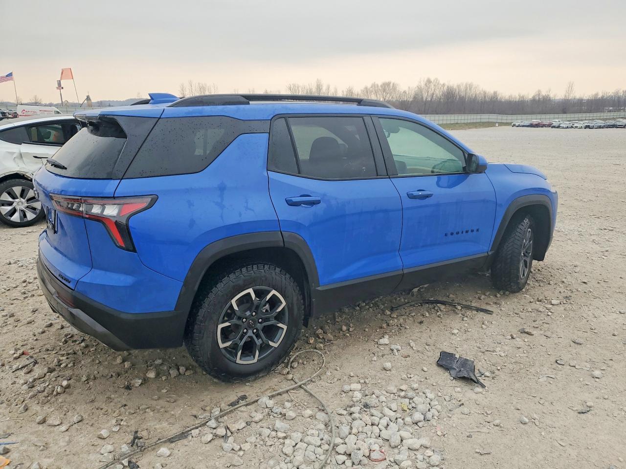 2025 Chevrolet Equinox Activ - Image 3