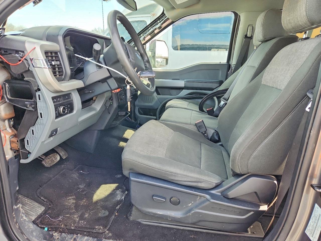 2023 Ford F450 Super Duty - Фото 7