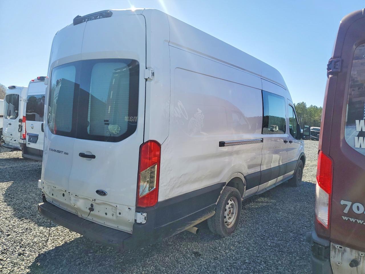 2021 Ford Transit T-350 Delivery Van - Фото 3