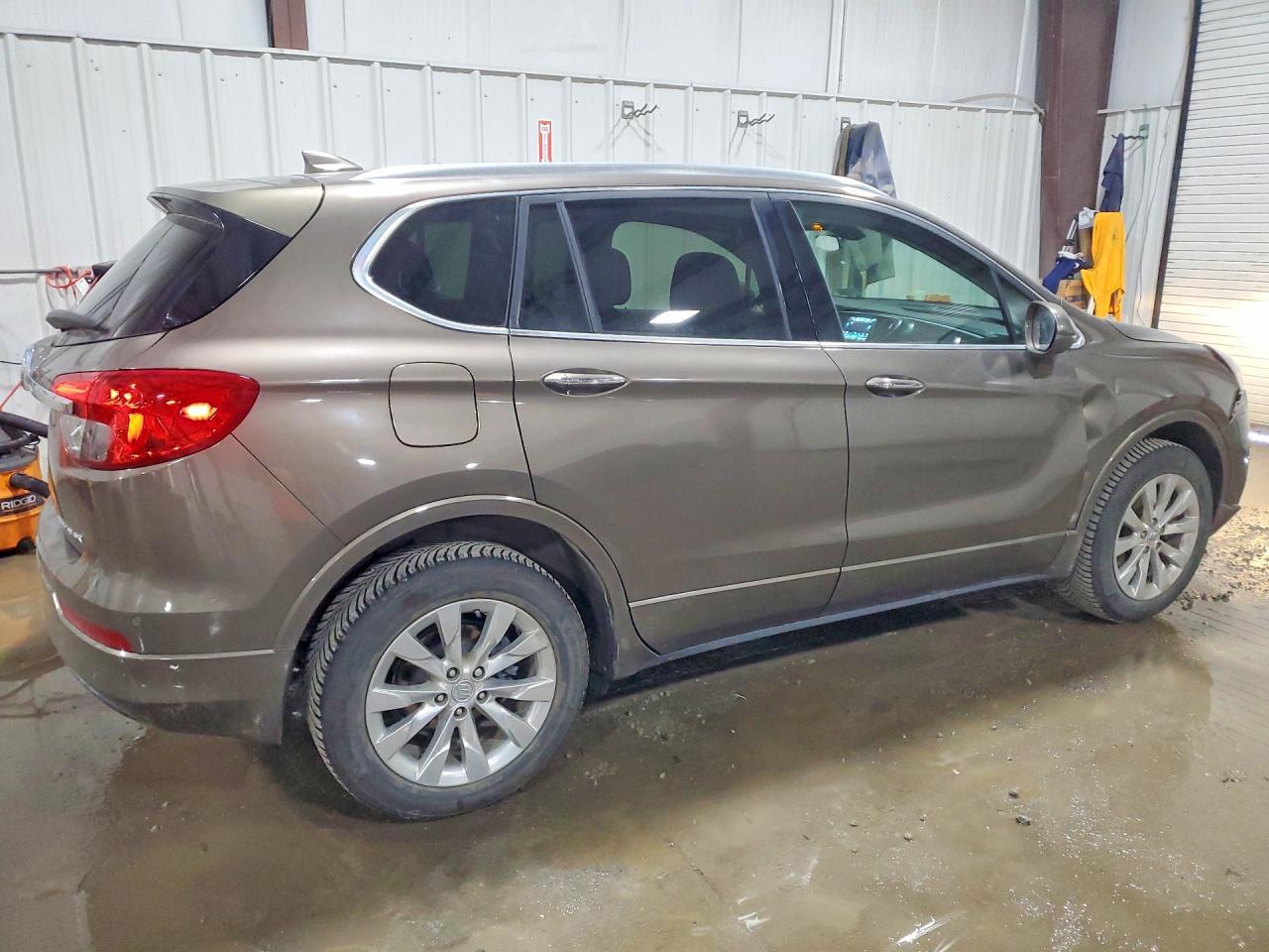 2018 Buick Envision Essence - Image 3