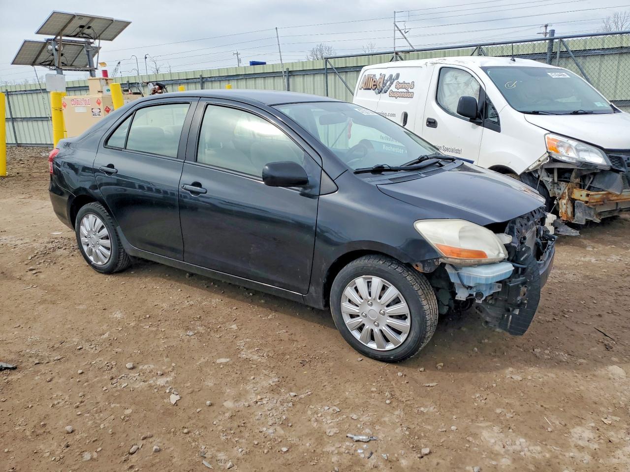 2007 Toyota Yaris Base - Фото 4