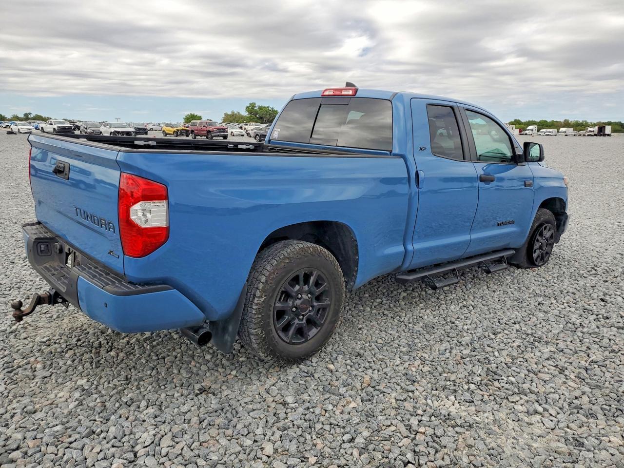 2021 Toyota Tundra Sr5 - Фото 3