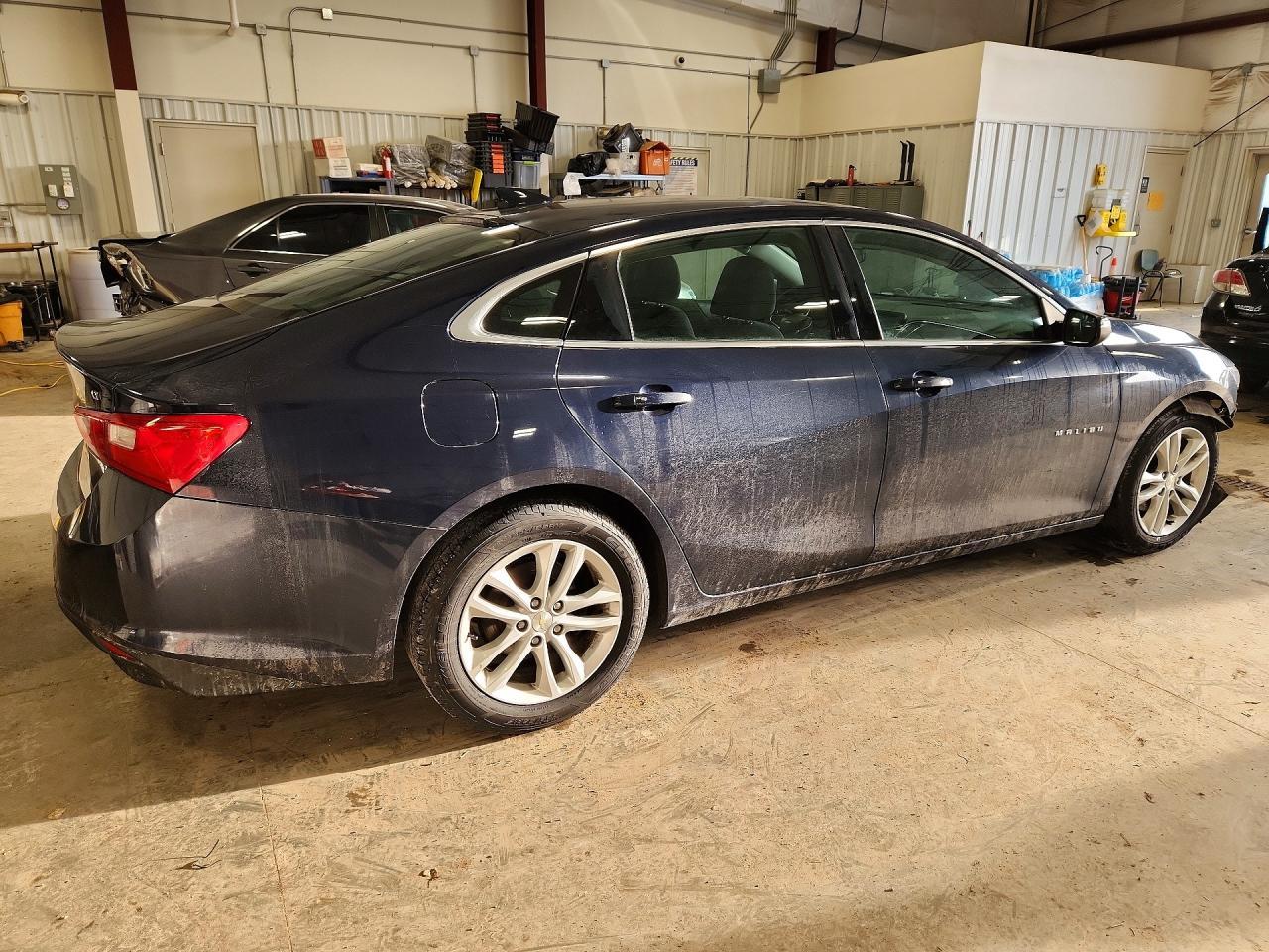 2017 Chevrolet Malibu Lt - Фото 3