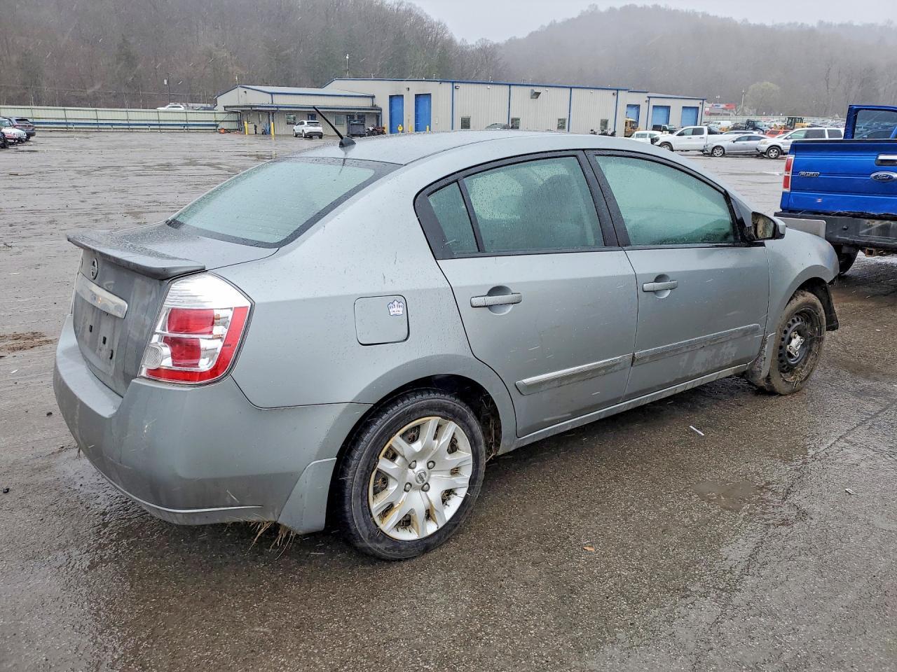 2011 Nissan Sentra 2.0 - Фото 3