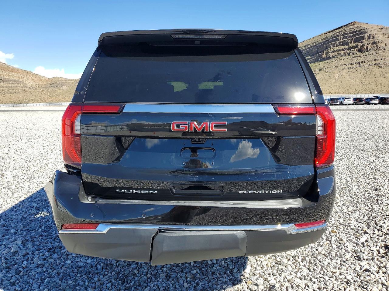 2026 GMC Yukon Xl Elevation - Image 6