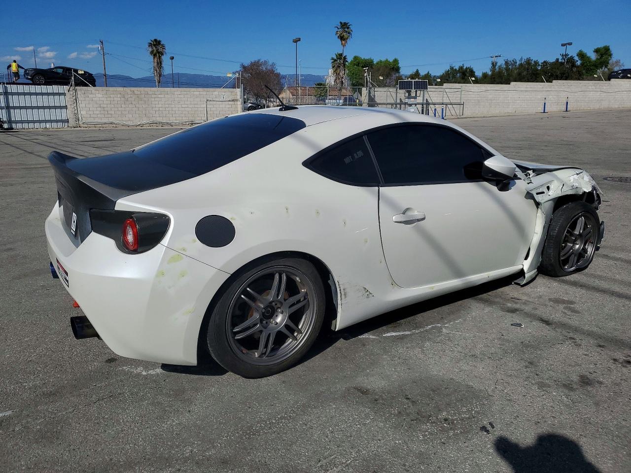 2013 Subaru Brz 2.0 Premium - Фото 3