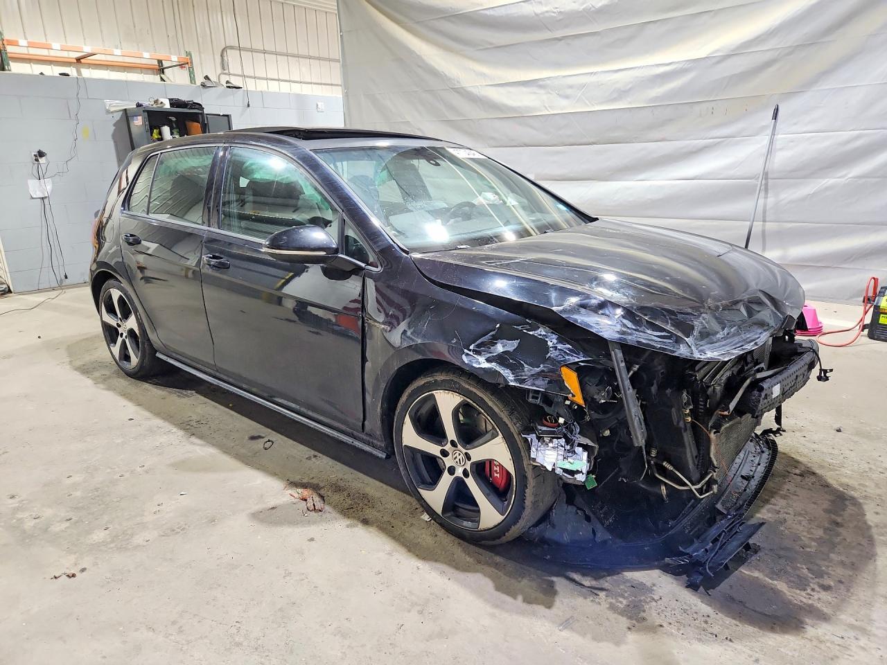 2017 Volkswagen Gti - Image 4