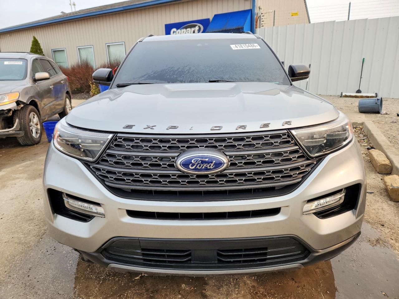 2023 Ford Explorer Xlt - Фото 5