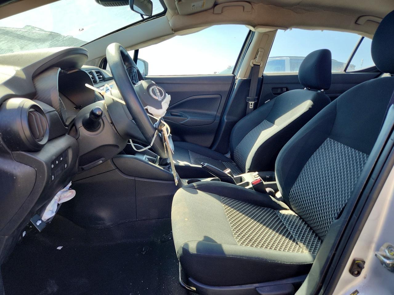 2023 Nissan Versa S - Image 7