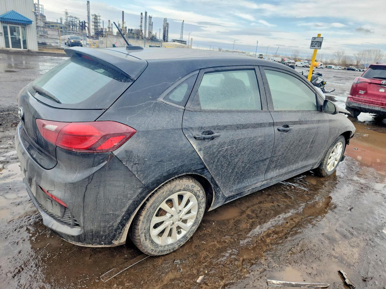 2019 Hyundai Accent Se - Фото 3