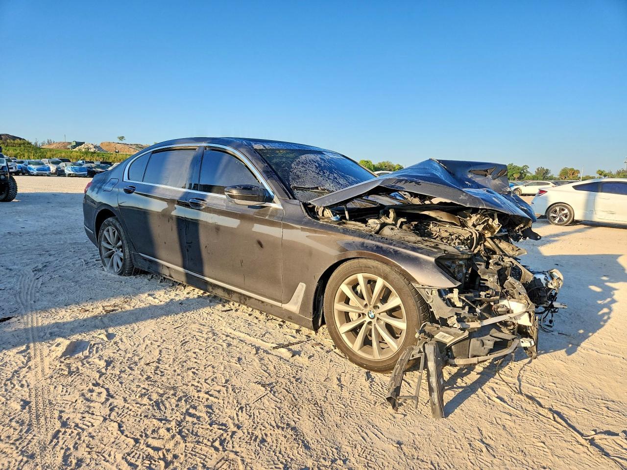 2018 BMW 740 I - Image 4