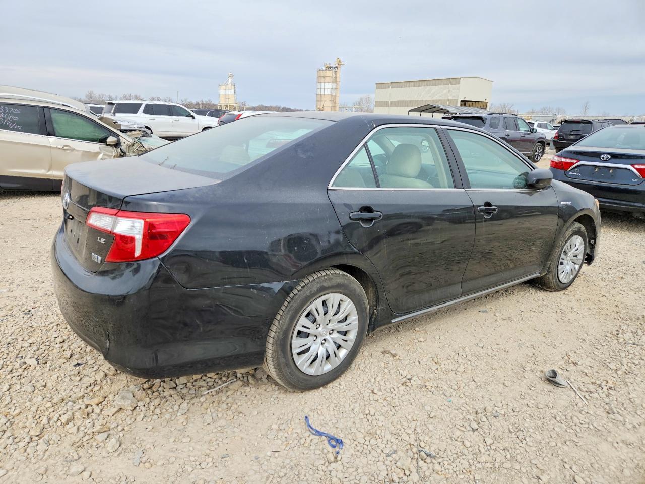2012 Toyota Camry Hybrid Le - Фото 3