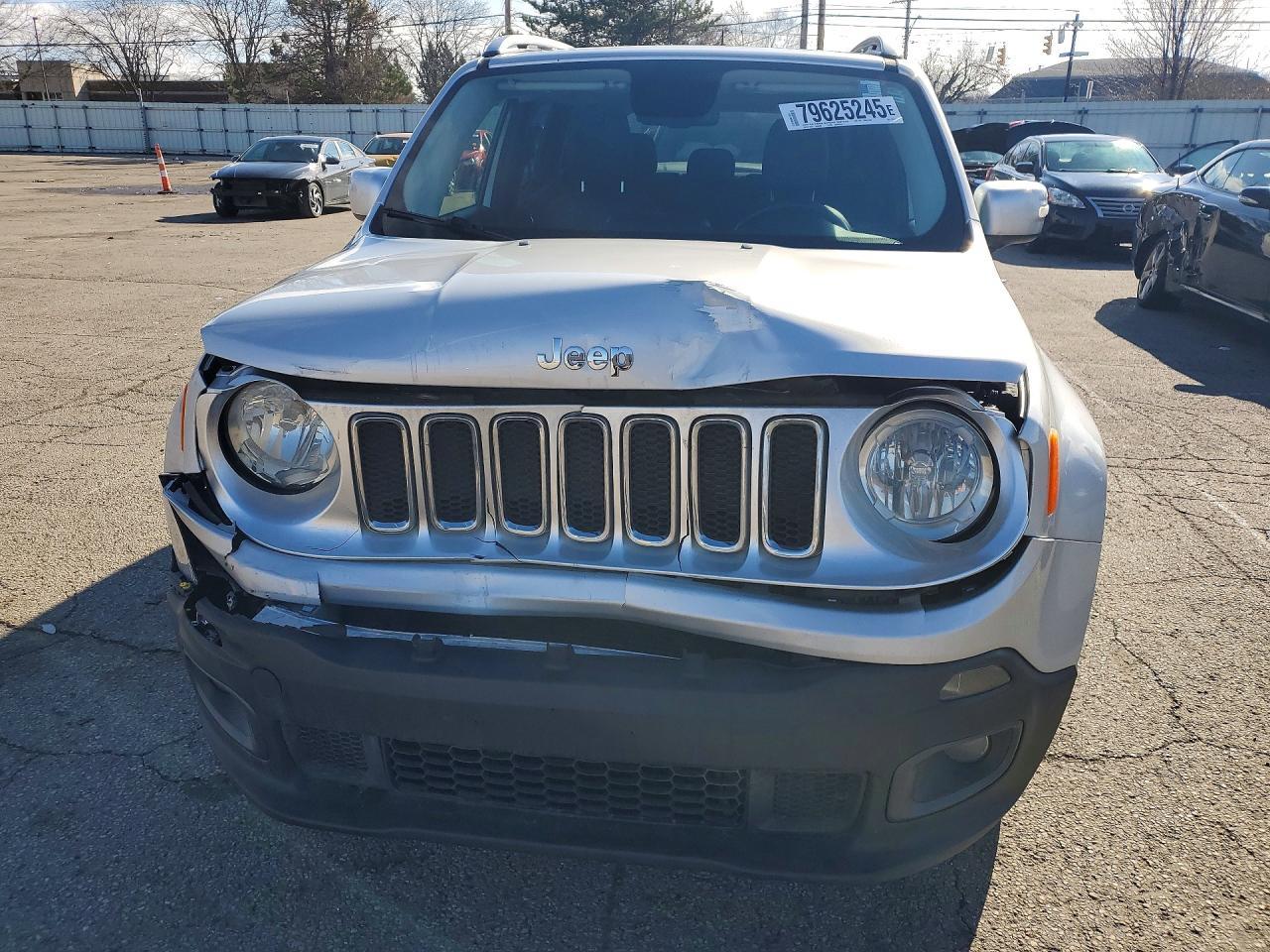 2015 Jeep Renegade Limited - Фото 5
