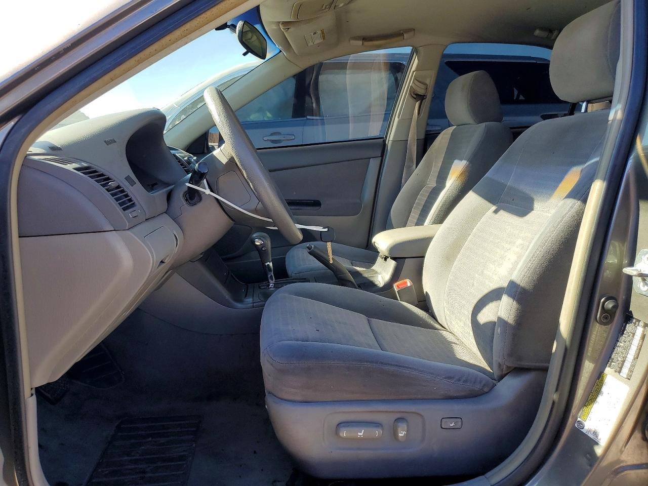 2005 Toyota Camry Le - Фото 7