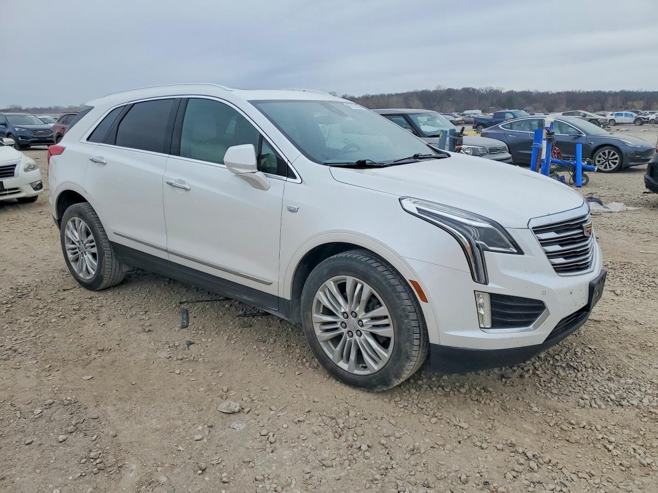 2017 Cadillac Xt5 Premium Luxury - Фото 4