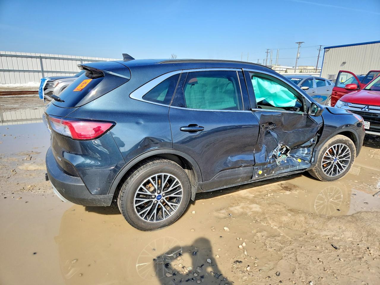 2022 Ford Escape Titanium - Фото 3