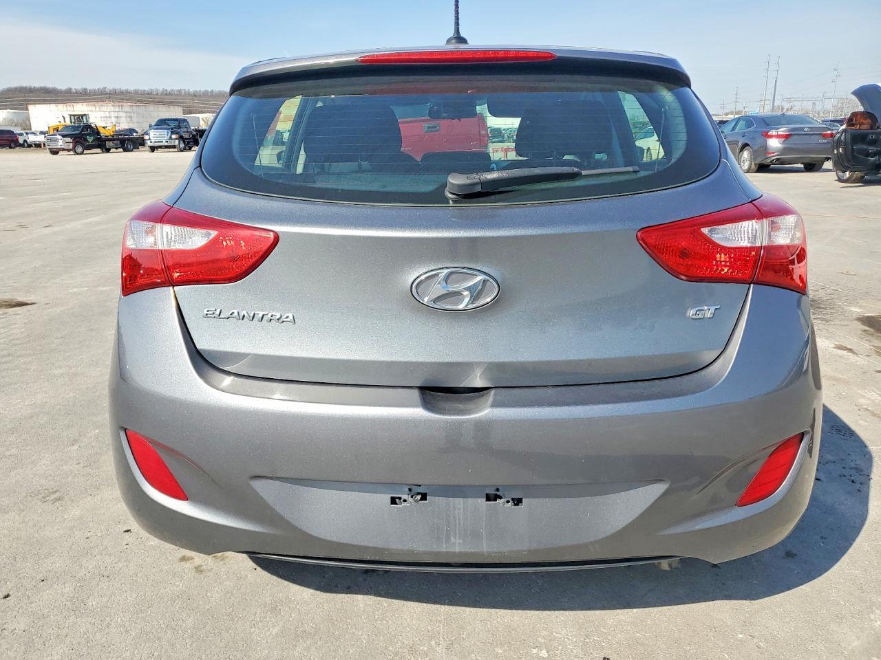 2016 Hyundai Elantra Gt - Фото 6