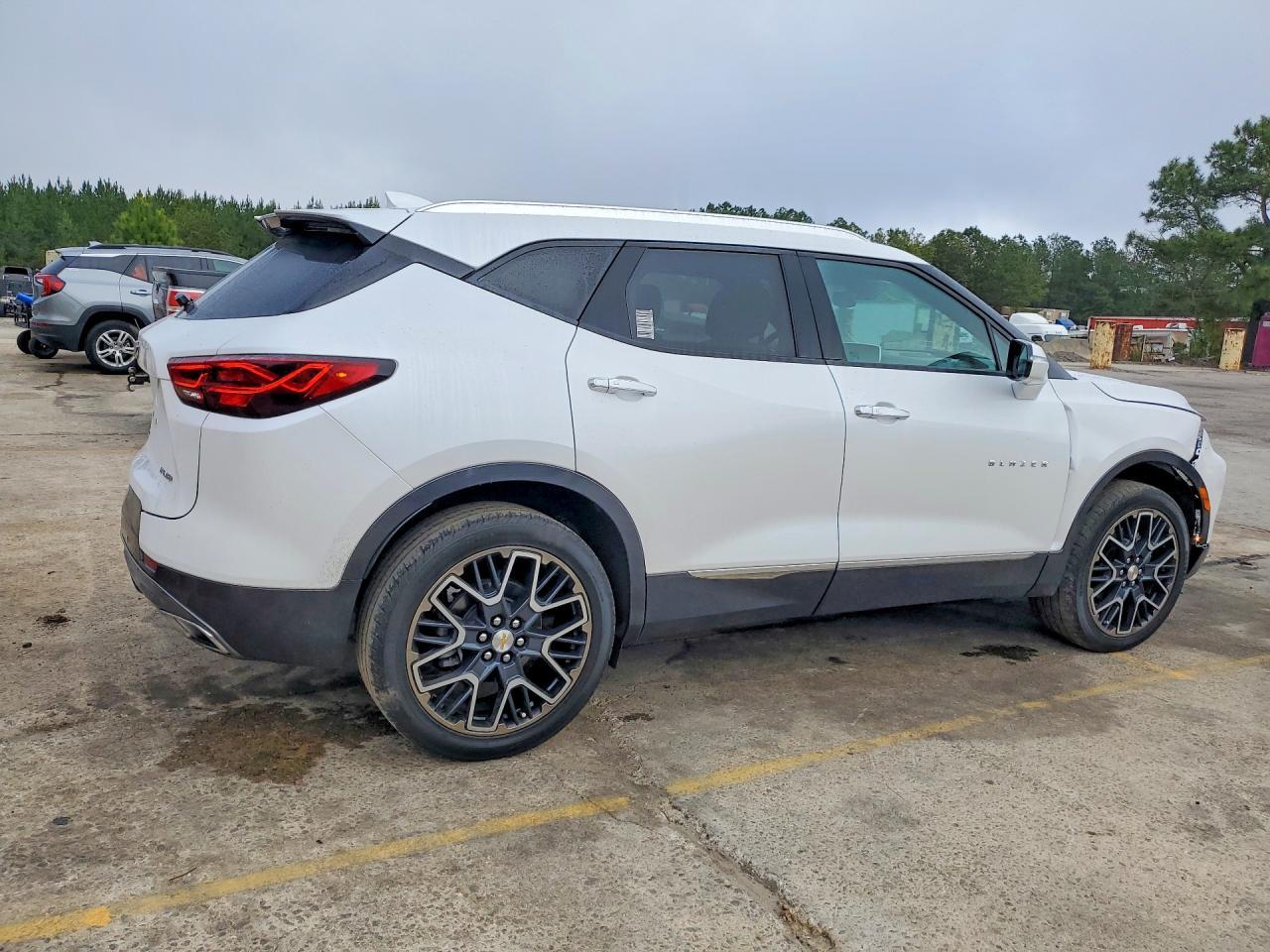 2023 Chevrolet Blazer Premier - Image 3
